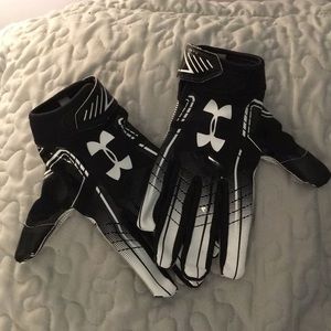 Football gloves